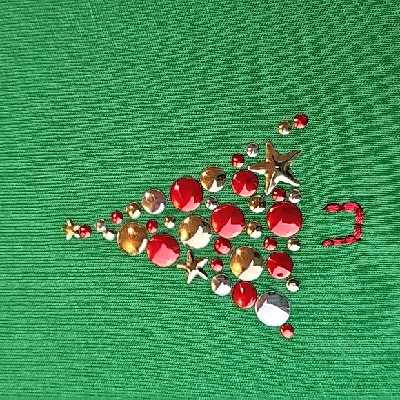 TARGET GREEN LONG SLEEVE CREW NECK PULLOVER CHRISTMAS TEE - Picture 3 of 11